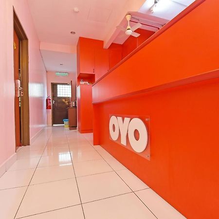 Oyo 575 Hotel Dns Ipoh Exterior foto