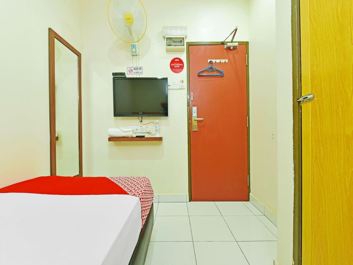Oyo 575 Hotel Dns Ipoh Exterior foto